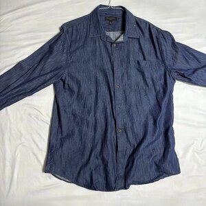 Dark Blue Banana Republic Button-Down Shirt - Size XL, Lightly Worn, Dry Cleaned